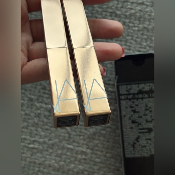 NARS Afterglow Sensual Shine Lipstick Duo – Full Size – Brand New - Picture 8 of 9